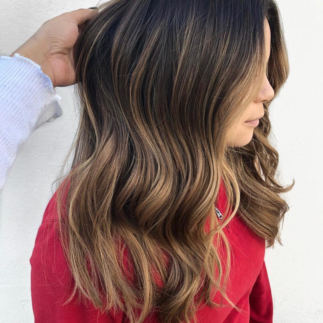 THE GREAT DEBATE TRADITIONAL HIGHLIGHTS VS BALAYAGE? The Colour Bar